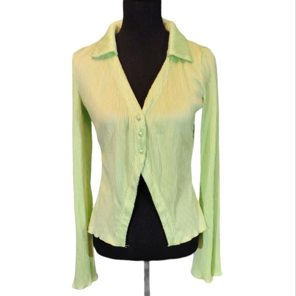 Three Button Top